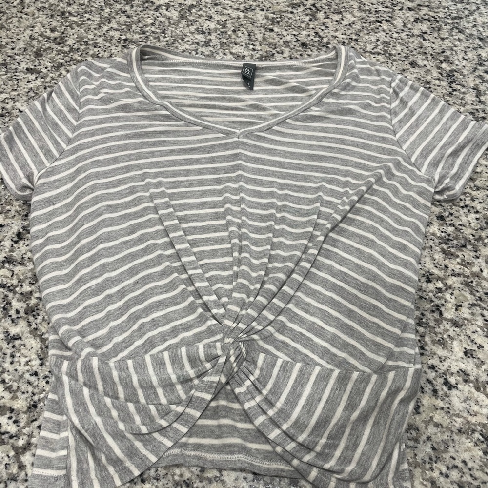 Francesca’s Collection ALYA striped shirt